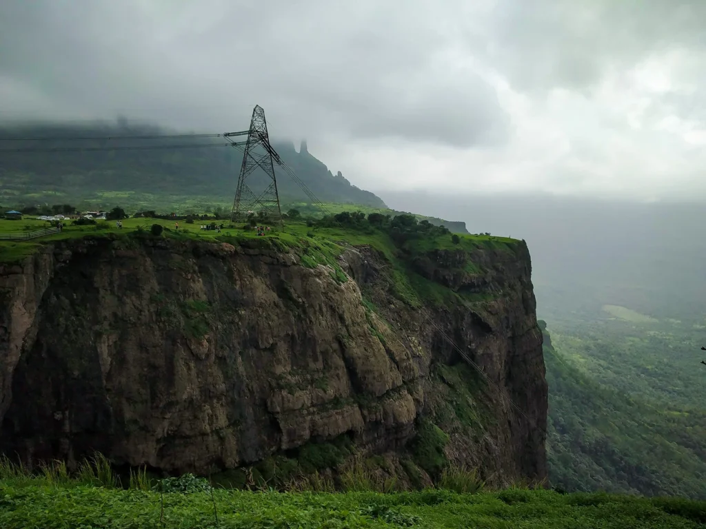 Jivdhan Fort & Naneghat Reverse Waterfall